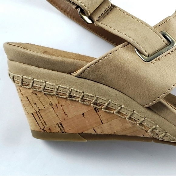 Aerosoles Heelrest Shortcake Wedge Slingback Sand Walking Sandals Size 7.5W - Picture 6 of 14